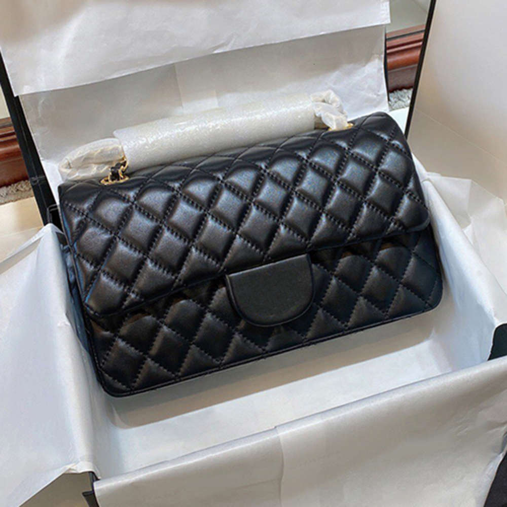 2021 Classic fashion lamb skin hand bags top quality wallet famous designer luxury women purse gold and silver chain female package wholesale
2021 Classic fashion lamb skin hand bags top quality wallet famous designer luxury women purse gold and silver chain female package wholesale