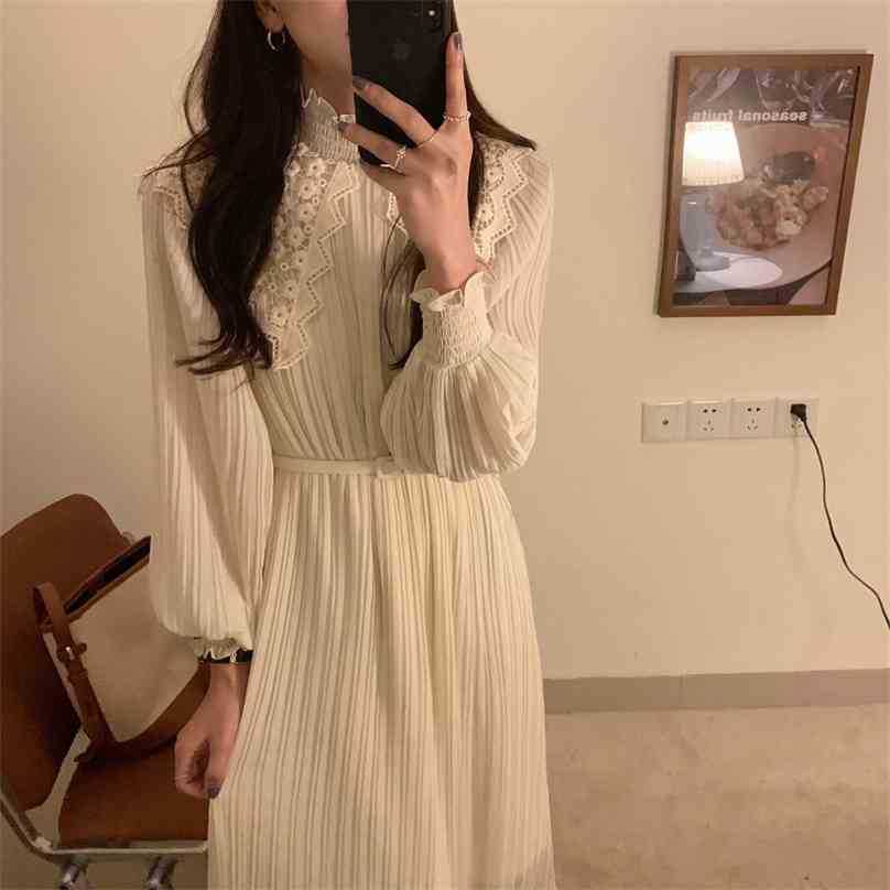 Spring Pleated Women French Retro Dress Lace Stand Collar Loose Gentle Elegant Long Chic Female Fashion 210525, Apricot
Spring Pleated Women French Retro Dress Lace Stand Collar Loose Gentle Elegant Long Chic Female Fashion 210525, Apricot