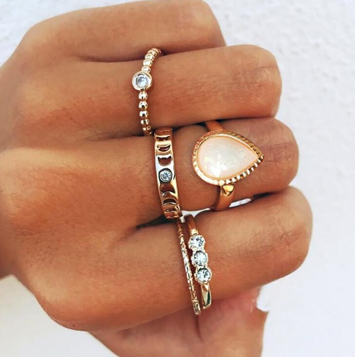 new jewelry fashion geometric inlay diamond water drop twist hollow simple joint ring five piece set, Golden;silver
new jewelry fashion geometric inlay diamond water drop twist hollow simple joint ring five piece set, Golden;silver