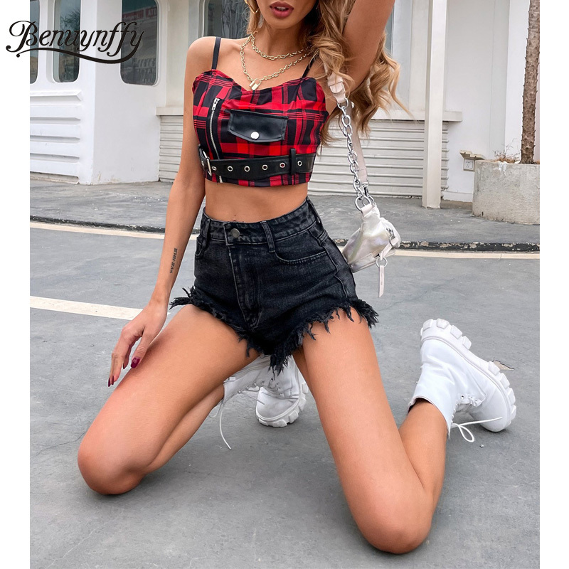 Black Raw Hem Straight Leg Denim Shorts Women Fashion Summer Washed Casual Button Fly Jeans Female 210510