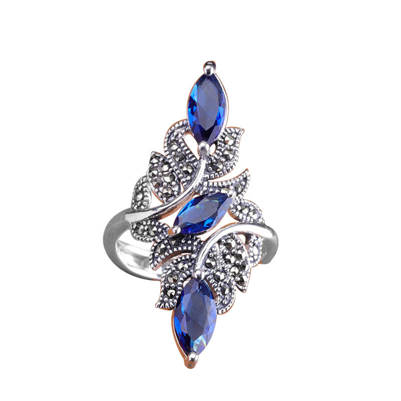 Classic Fashion Wedding Ring Exquisite Blue Zircon Female Ring 2020 Fashion New Wedding Jewelry New Year Gift, Silver
Classic Fashion Wedding Ring Exquisite Blue Zircon Female Ring 2020 Fashion New Wedding Jewelry New Year Gift, Silver