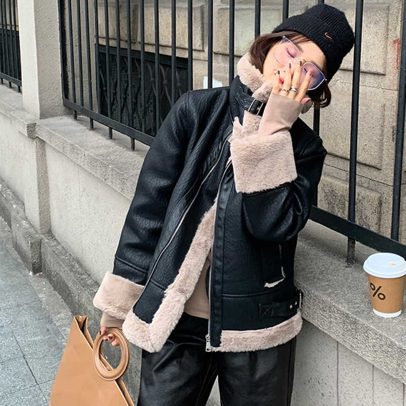 LY VAREY LIN Winter Women Thick Warm Moto Faux Leather OverCoat Loose Zipper Locomotive Lapel Coat PU Jacket 210526