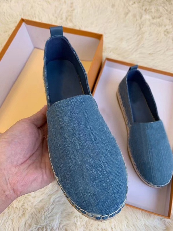 Classics Loafers Women Espadrilles Flat Casual Shoes Fashion Designers Canvas Shoe Platform Sneakers 35-41 With Box Q-37, Not link product;not choose the option
Classics Loafers Women Espadrilles Flat Casual Shoes Fashion Designers Canvas Shoe Platform Sneakers 35-41 With Box Q-37, Not link product;not choose the option