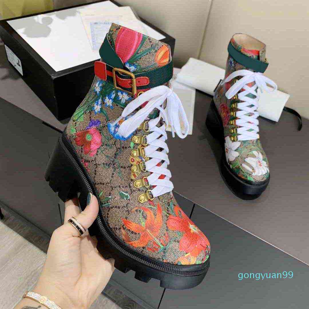 Fashion Ladies Sylvie Series Leathers Martin Boot Women Embroidered Leather Band Ankle Boots Top Designer Luxury woman Wint
Fashion Ladies Sylvie Series Leathers Martin Boot Women Embroidered Leather Band Ankle Boots Top Designer Luxury woman Wint