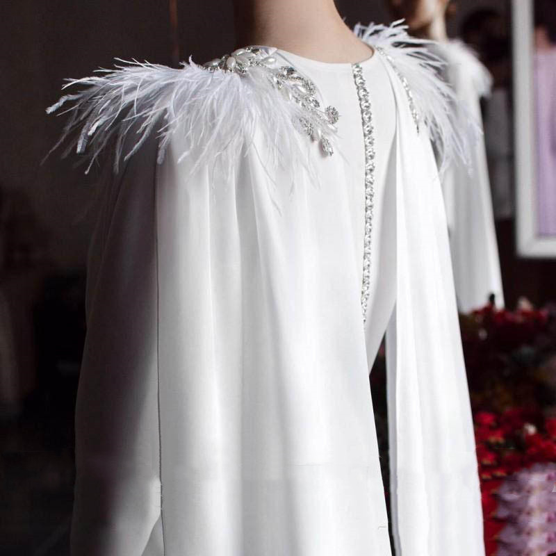 Elegant Kaftan Satin Mermaid Wedding Dresses With Cloak Beaded Sashes Long Sleeves Buttons Princess Skirt Bridal Gowns Vestidos De Noiva Feather Recep