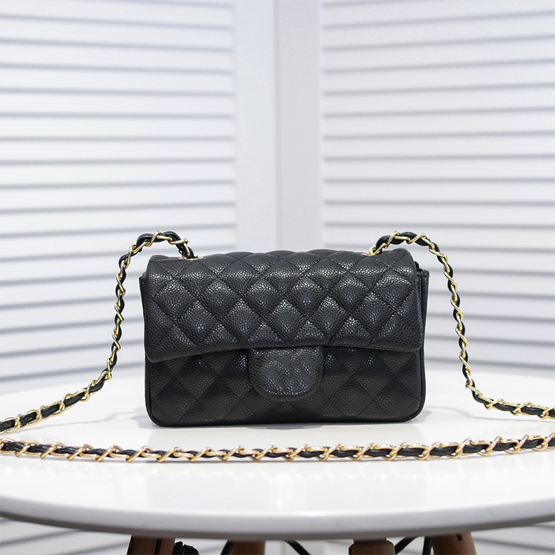 2021 luxury designer handbag messenger bag leather large capacity classic fashion retro chain one shoulder original box packaging caviar
2021 luxury designer handbag messenger bag leather large capacity classic fashion retro chain one shoulder original box packaging caviar