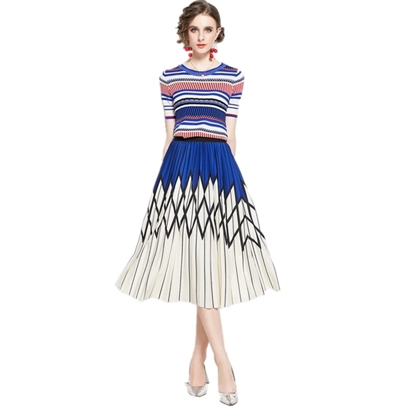 Women Striped Clothing Set Two Piece Elegant Office Lady Outfit Knitted Pullover And Midi Pleated Skirt Suit 210525, Blue
Women Striped Clothing Set Two Piece Elegant Office Lady Outfit Knitted Pullover And Midi Pleated Skirt Suit 210525, Blue