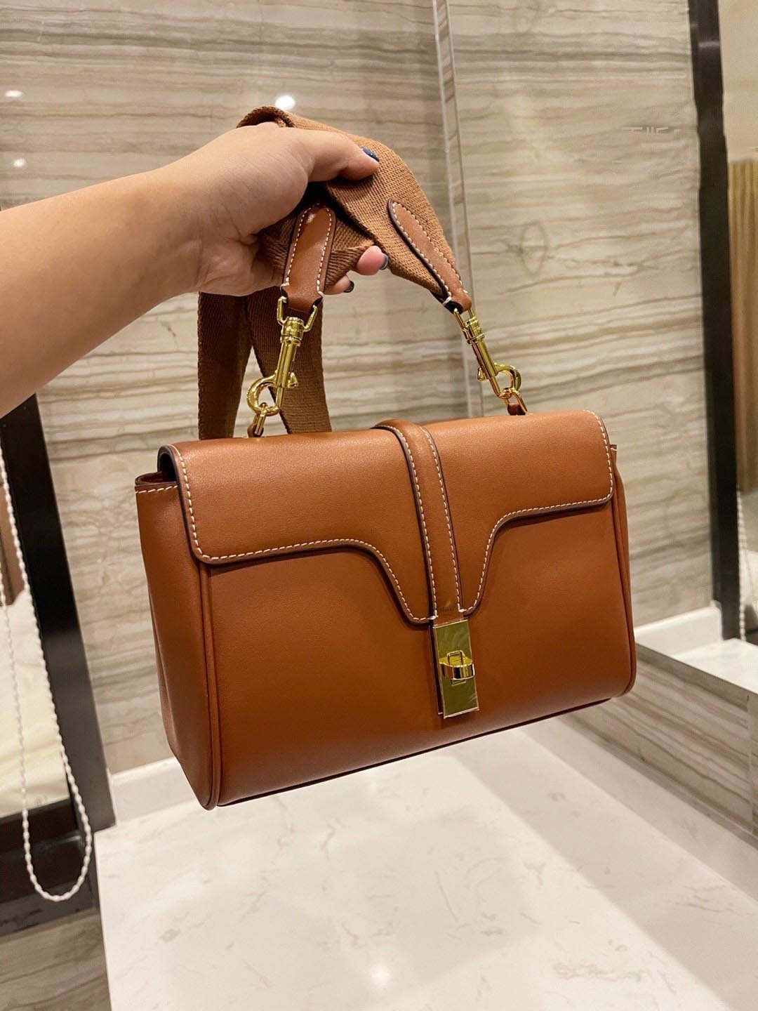 Bags Brand Designer Classic Women Wallet Female Shoulder Clutch Fashion Crossbody Purses Genuine Leather Handbags 1029, Brown
Bags Brand Designer Classic Women Wallet Female Shoulder Clutch Fashion Crossbody Purses Genuine Leather Handbags 1029, Brown