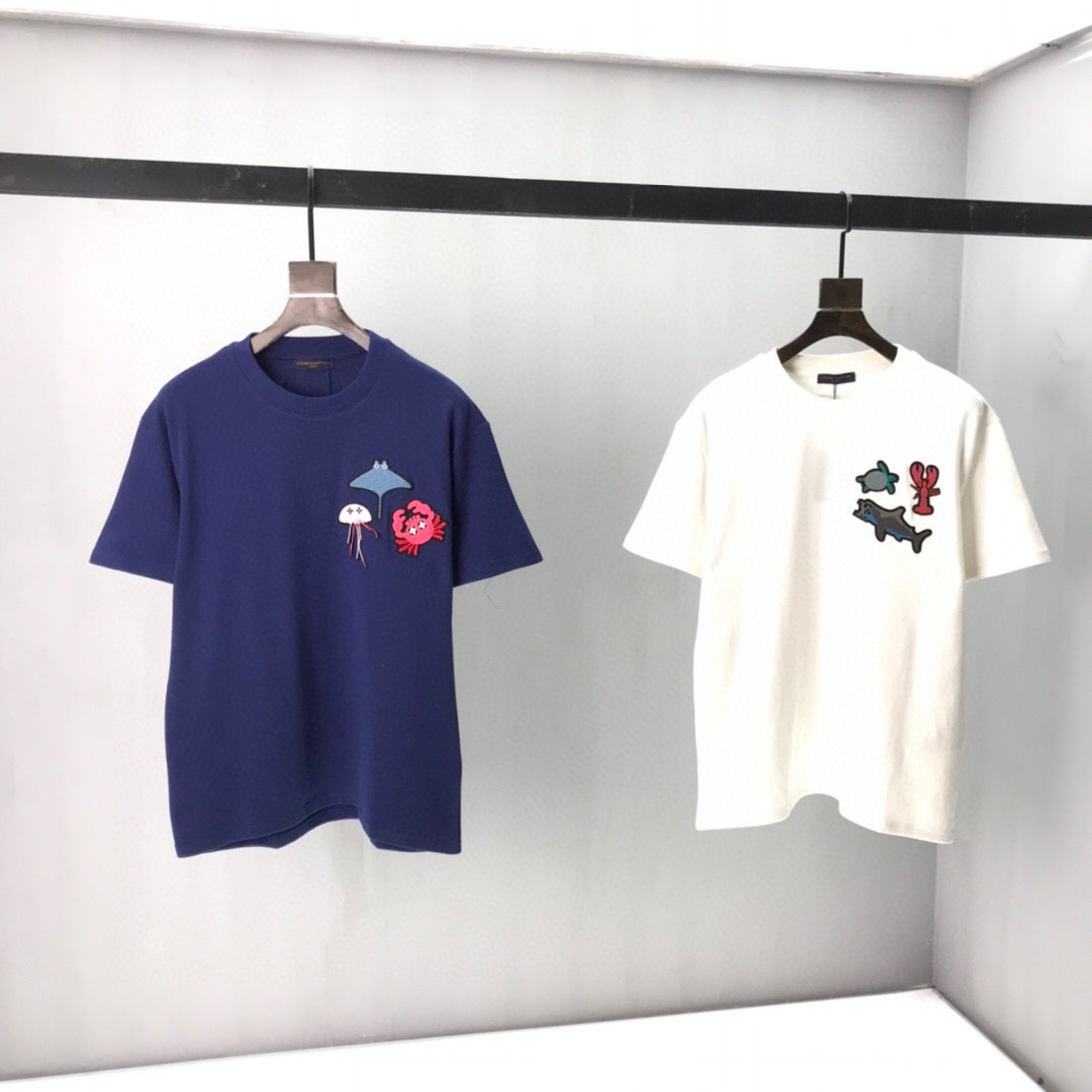 2021 men's wear designer fashion sexy boy T-shirt comfortable breathable cotton short ms female designer brand men's T-shirt high quality Q23, White
2021 men's wear designer fashion sexy boy T-shirt comfortable breathable cotton short ms female designer brand men's T-shirt high quality Q23, White