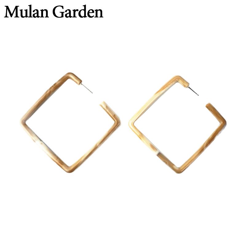 Charm M&G Clear Resin Acrylic Earrings For Women Heart Square Oval Leopard Acetic Acid Hoop Fashion Jewelry Boucle Gift, Golden
Charm M&G Clear Resin Acrylic Earrings For Women Heart Square Oval Leopard Acetic Acid Hoop Fashion Jewelry Boucle Gift, Golden