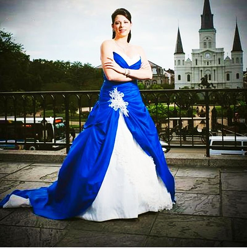 Vintage Taffeta Country A Line Wedding Dresses Bridal Gowns Royal Blue And White Strapless Lace Appliques Beads Long Plus Size Gothic Ruched Spain Bri