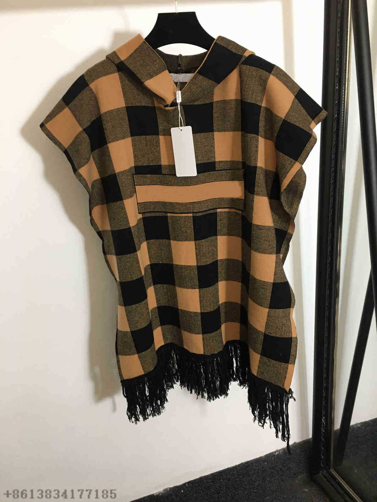 Fashion designer capes latest women' short-sleeved hooded Sleeveless Hooded Fringed Capes Cape brand womens coat women designer clothes, Supplementary price difference
Fashion designer capes latest women' short-sleeved hooded Sleeveless Hooded Fringed Capes Cape brand womens coat women designer clothes, Supplementary price difference