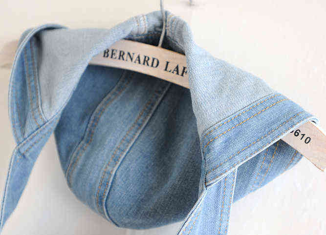 Korean Fashion Hooded Summer Waistcoats Denim Vest Women Sexy Halter Sleeveless Jean Jacket Female Slim Veste Femme Coat 211120
