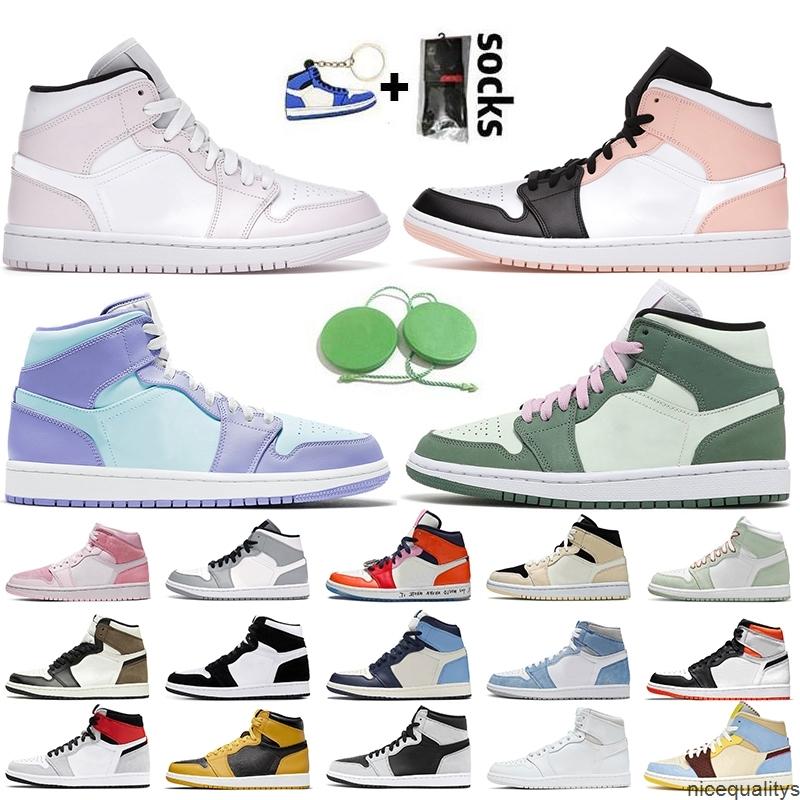 2021High Quality mens woman shoe basketball shoes 1 1s women University Blue Hyper Royal Obsidian Dark Mocha Paint Drip Chicago pink sneaker trainer outdoor, 47
2021High Quality mens woman shoe basketball shoes 1 1s women University Blue Hyper Royal Obsidian Dark Mocha Paint Drip Chicago pink sneaker trainer outdoor, 47