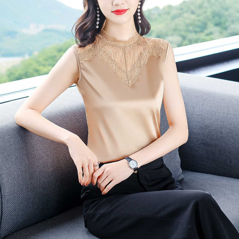 Korean Blouse Women Silk s Sleeveless Tops Plus Size Woman Pullover Hollow Out Shirt Satin Lace s 210604