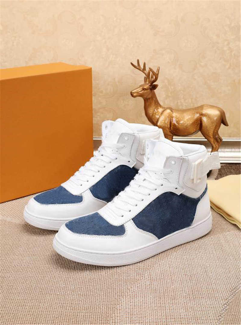 2022 Luxury Designer Rivoli Dress Shoes High Top Run Away Calf Leather Rubber Outsole Sneakers Boombox Runner Shoe Trainer with Box, Black
2022 Luxury Designer Rivoli Dress Shoes High Top Run Away Calf Leather Rubber Outsole Sneakers Boombox Runner Shoe Trainer with Box, Black