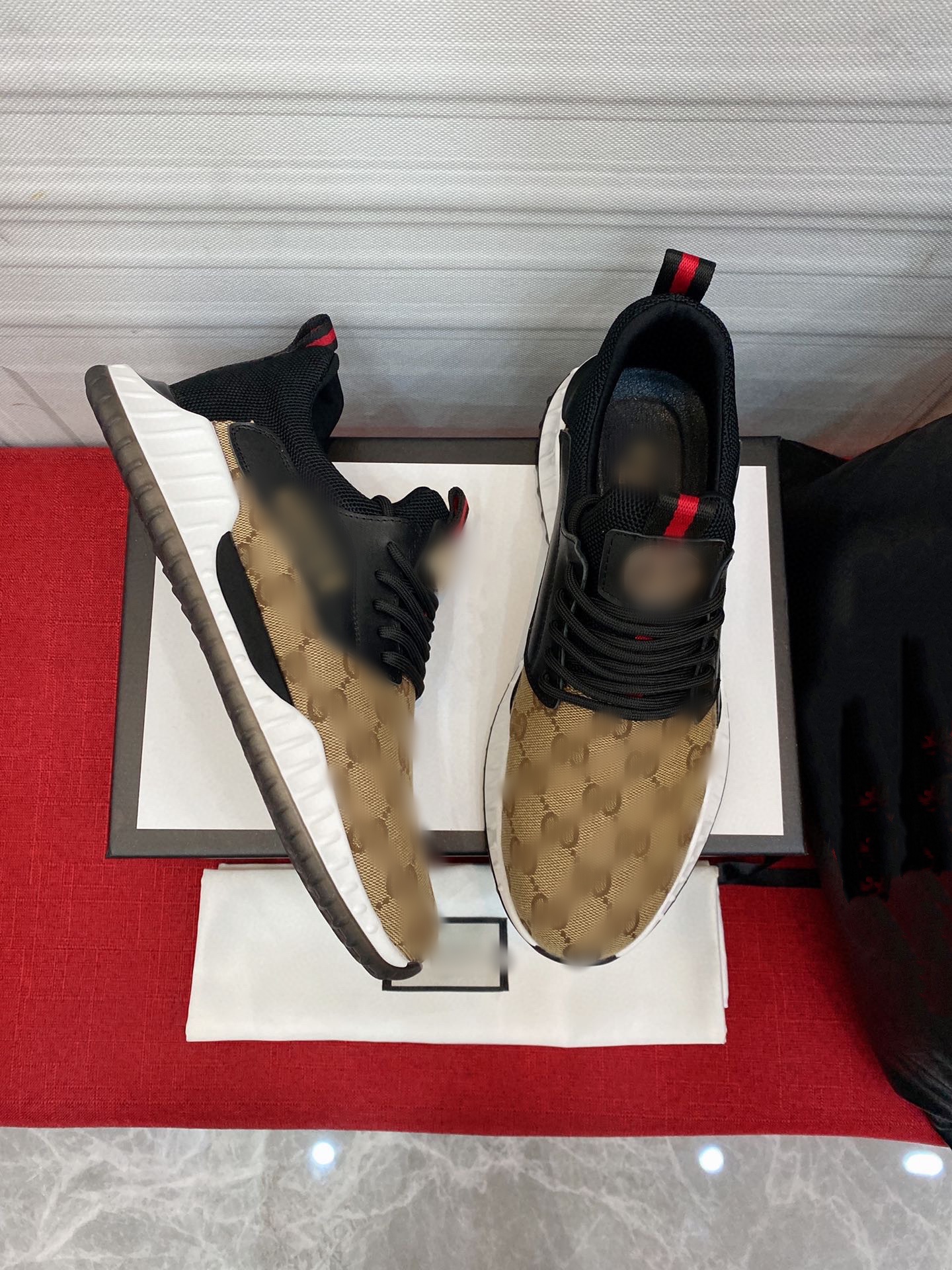 2021 mens designer dress shoes khaki letter printed Luxury fashion Men casual sports trainers sneakers Shoe with original box
2021 mens designer dress shoes khaki letter printed Luxury fashion Men casual sports trainers sneakers Shoe with original box