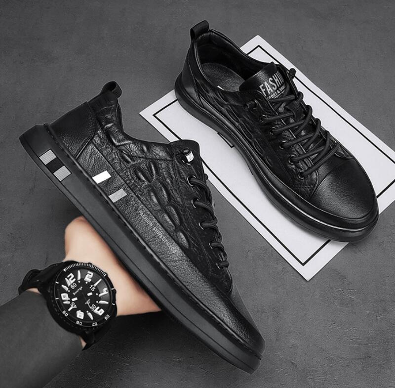 Male breathable crocodile grain fashion board boots autumn trend leisure small white shoes Zapatillas Hombre b39
Male breathable crocodile grain fashion board boots autumn trend leisure small white shoes Zapatillas Hombre b39