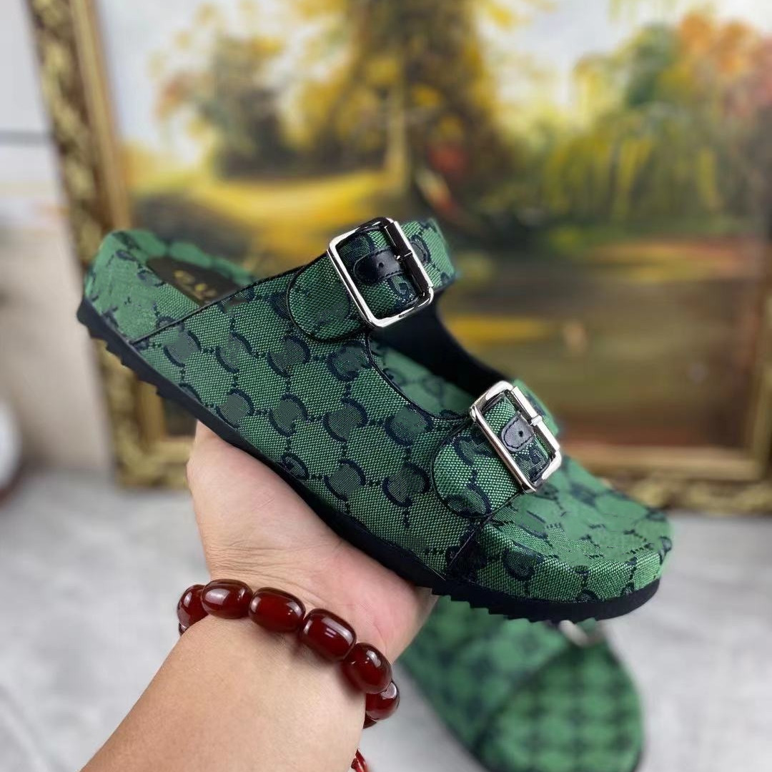 2021 Classic Multicolor Series Casual Canvas Slippers Classic All-match Women's Printed Letters Metal Buckle Slippers
2021 Classic Multicolor Series Casual Canvas Slippers Classic All-match Women's Printed Letters Metal Buckle Slippers