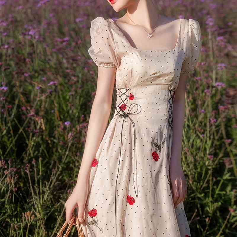 Fashion Vintage Runway Style Embroidered Flocking Summer Dress Women's Short-Sleeved Slim Waist Lace Up Long 210520