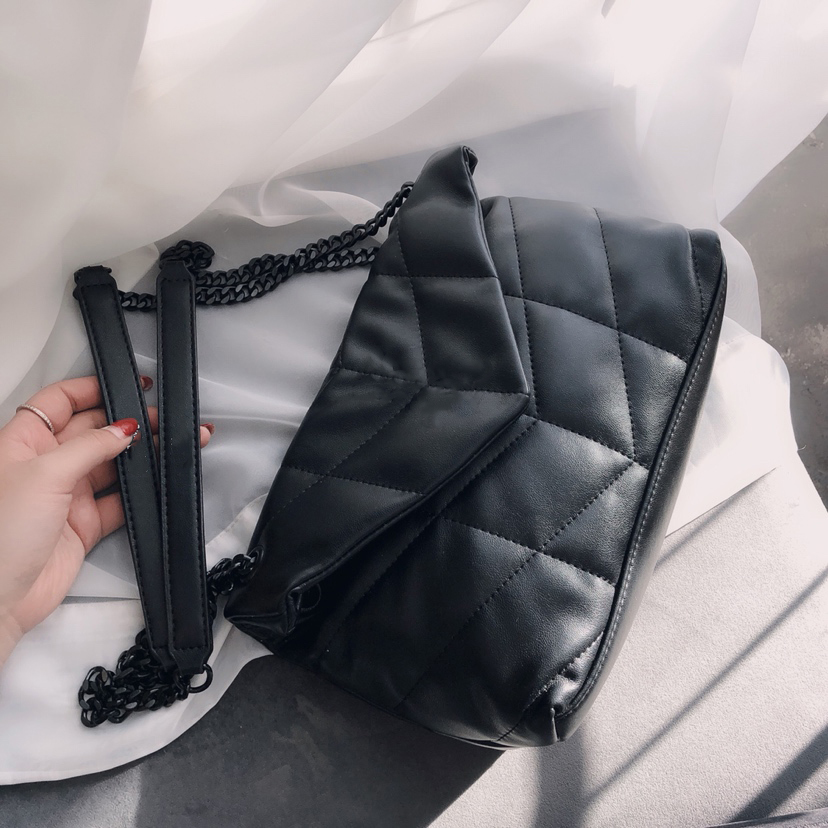 News Arrival Designers Lady Tote Top Quality Womens Handbags Crossbody Purses selling Shoulder Bag Fashion Bags, Black-hardware
News Arrival Designers Lady Tote Top Quality Womens Handbags Crossbody Purses selling Shoulder Bag Fashion Bags, Black-hardware