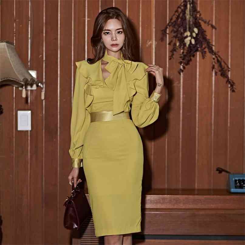 Women's Sexy Dress Fashion Autumn Bow Neck Long Sleeve Ruffles Back Slit Knee Length Office Ladies Work Pencil 210603, As picture
Women's Sexy Dress Fashion Autumn Bow Neck Long Sleeve Ruffles Back Slit Knee Length Office Ladies Work Pencil 210603, As picture