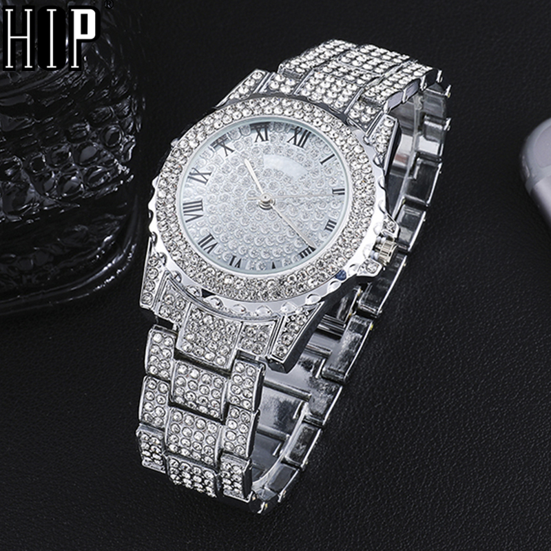 Hip Hop Luxury Mens Iced Out Watches Date Quartz Wrist Watches With Micropave CZ Alloy Watch For Women Men Jewelryg, Gold
Hip Hop Luxury Mens Iced Out Watches Date Quartz Wrist Watches With Micropave CZ Alloy Watch For Women Men Jewelryg, Gold