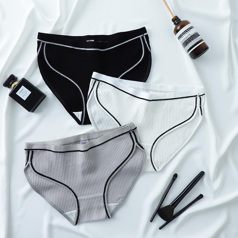 Women's Panties Simple Sports Cold Wind Ins Underwear Women Japanese Black And White Gray Cotton Antibacterial Ladies Low-waist Briefs
Women's Panties Simple Sports Cold Wind Ins Underwear Women Japanese Black And White Gray Cotton Antibacterial Ladies Low-waist Briefs