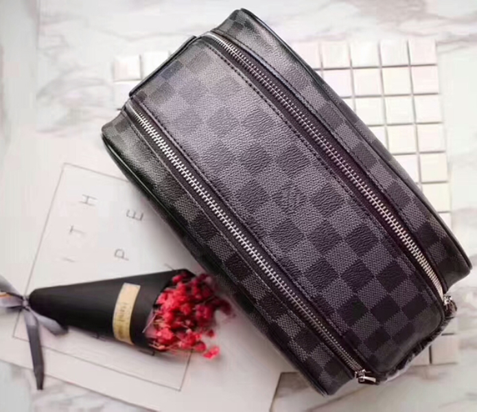 Hotsales pieces high quality fashion women wash bag large capacity cosmetic bags makeup toiletry bag Pouch men travel toilet bags sales 
Hotsales pieces high quality fashion women wash bag large capacity cosmetic bags makeup toiletry bag Pouch men travel toilet bags sales