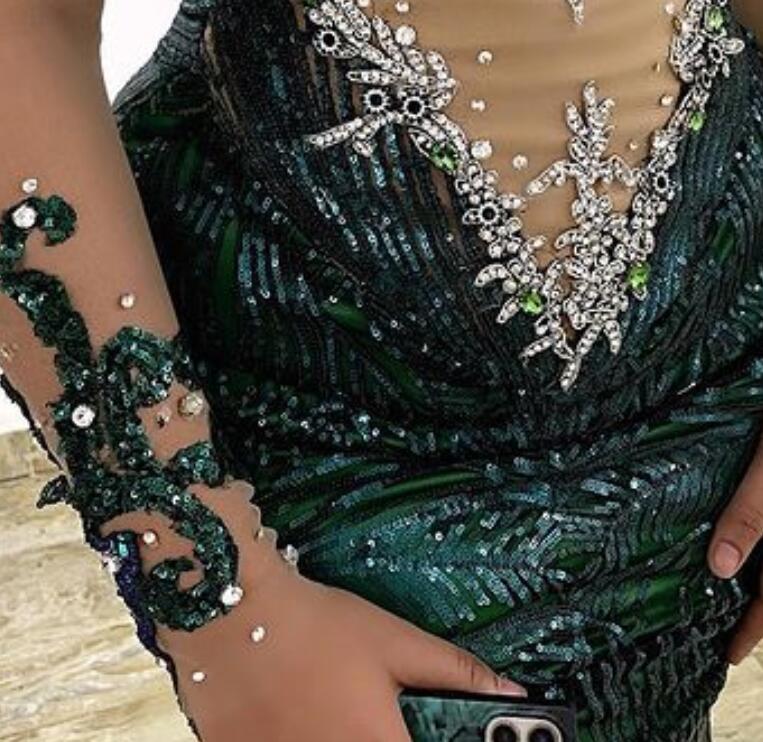 2021 Plus Size Arabic Aso Ebi Mermaid Sparkly Green Prom Dresses Crystals Lace Beaded Formal Evening Party Second Reception Gowns ZJ366