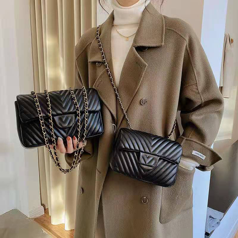 Genuine Leather Messenger Black color Tote Bag Classic Fashion Designer Women Handbags Purse High Quality Chain Cross Body Bags Shoulder Ba
Genuine Leather Messenger Black color Tote Bag Classic Fashion Designer Women Handbags Purse High Quality Chain Cross Body Bags Shoulder Ba
