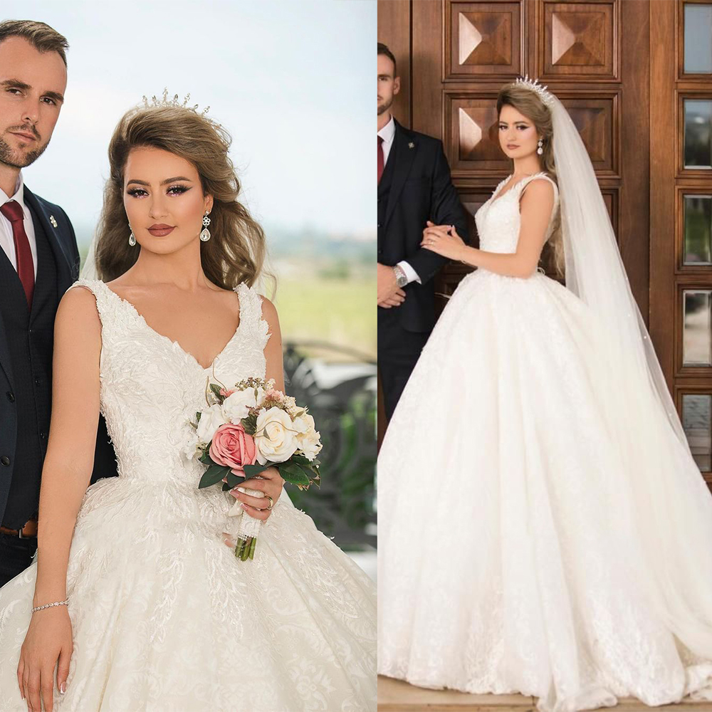 Classic Wedding Dresses With deep V-neck Sleeveless Appliqued Race Vintage Ball Gown Wedding Dress Custom Made Vestidos De Novia