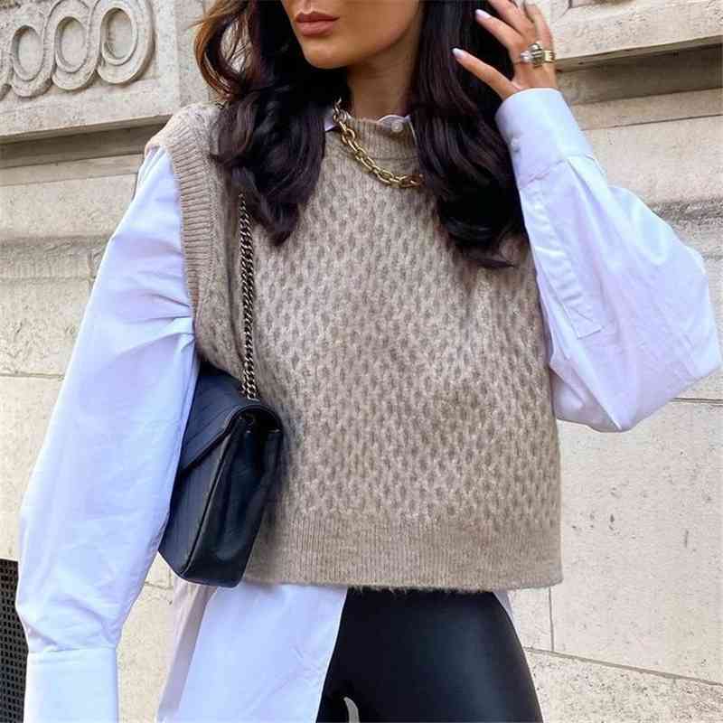 Streetwear Women O-Neck Sweater Vests Fashion Ladies Looses Knitted Tanks Causal Female Chic Solid Khaki Pullovers 210430