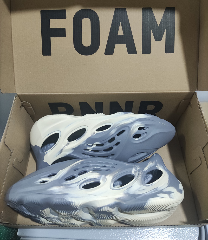2021 Big Size 47-48 Foam Designer Slippers MXT Moon Gray All Red Sand Triple white Top Quality Men Women Flat Beach Sandals With Box, 21
2021 Big Size 47-48 Foam Designer Slippers MXT Moon Gray All Red Sand Triple white Top Quality Men Women Flat Beach Sandals With Box, 21