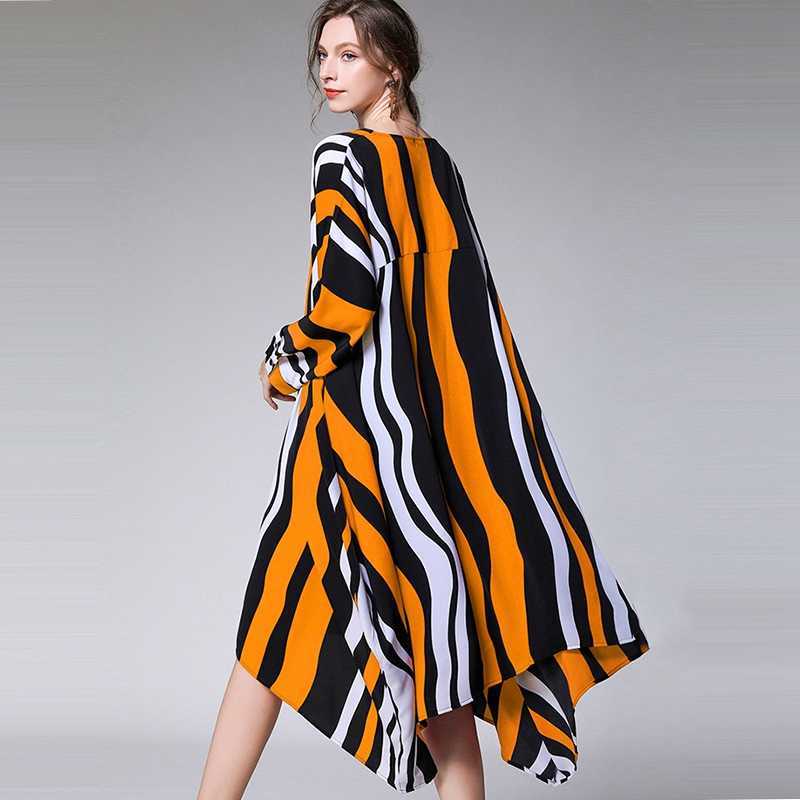 Vintage Striped Print Plus-sized V Neck Batwing Sleeve Women Dress Autumn Loose Art Dresses 210615