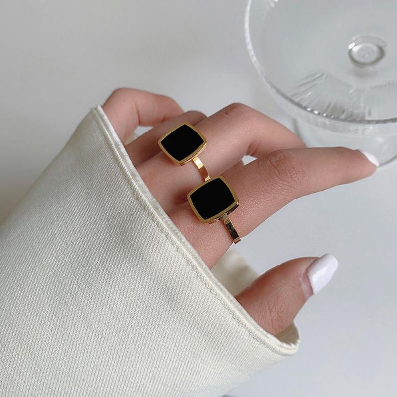 Chains Necklaces Heavy Industry Thick Chain Retro Titanium Steel Choker Pendant Korean Style Ring Women Bracelet
Chains Necklaces Heavy Industry Thick Chain Retro Titanium Steel Choker Pendant Korean Style Ring Women Bracelet