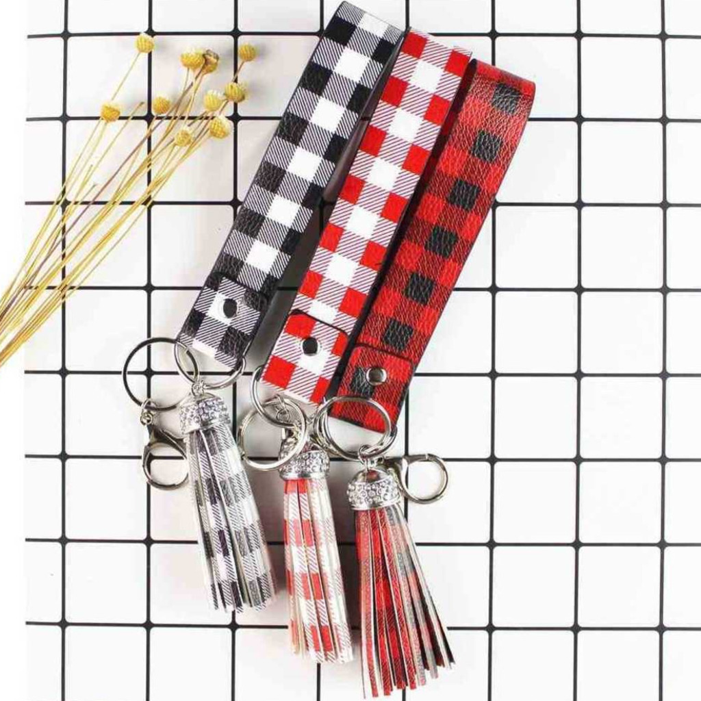Keyring Multicolor Fashion Designers Leather Key Chain Tassel Creative Lovely Car Keychain Bag Pendant Fashion Plaid Flower Print 10 Colors G66I6DJ, 1#
Keyring Multicolor Fashion Designers Leather Key Chain Tassel Creative Lovely Car Keychain Bag Pendant Fashion Plaid Flower Print 10 Colors G66I6DJ, 1#