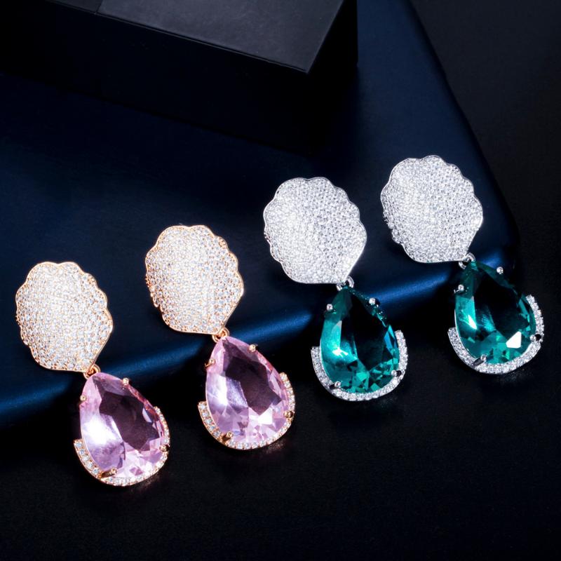 Dangle & Chandelier ThreeGraces Elegant Green Cubic Zirconia Geometric Drop Earrings For Women White Gold Color Wedding Party Jewelry ER650, Silver
Dangle & Chandelier ThreeGraces Elegant Green Cubic Zirconia Geometric Drop Earrings For Women White Gold Color Wedding Party Jewelry ER650, Silver