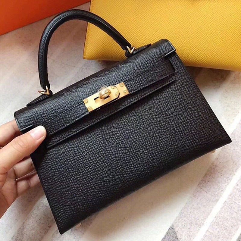 Designer Kellies Bags Bag women 2021 new mini women's bag leather portable second-generation Single Shoulder Messenger small, White (22cm)
Designer Kellies Bags Bag women 2021 new mini women's bag leather portable second-generation Single Shoulder Messenger small, White (22cm)