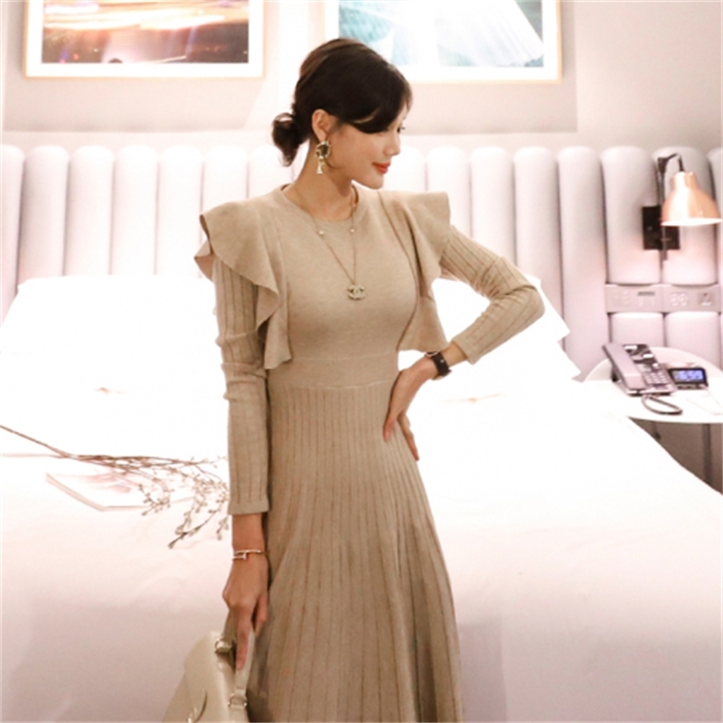 Spring Korean Knitted Ruffles Long Dress Women Sleeve O-neck Fashion Office Pleated A-line Dresses Vestidos Mujer 210518, Black
Spring Korean Knitted Ruffles Long Dress Women Sleeve O-neck Fashion Office Pleated A-line Dresses Vestidos Mujer 210518, Black