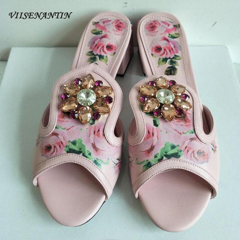 Slippers VIISENANTIN Flower Print Lady Chunky Heel Slipper Shoe Rhinestone Peep Toe Beautiful Retro Style Slides Mules Female, Black
Slippers VIISENANTIN Flower Print Lady Chunky Heel Slipper Shoe Rhinestone Peep Toe Beautiful Retro Style Slides Mules Female, Black