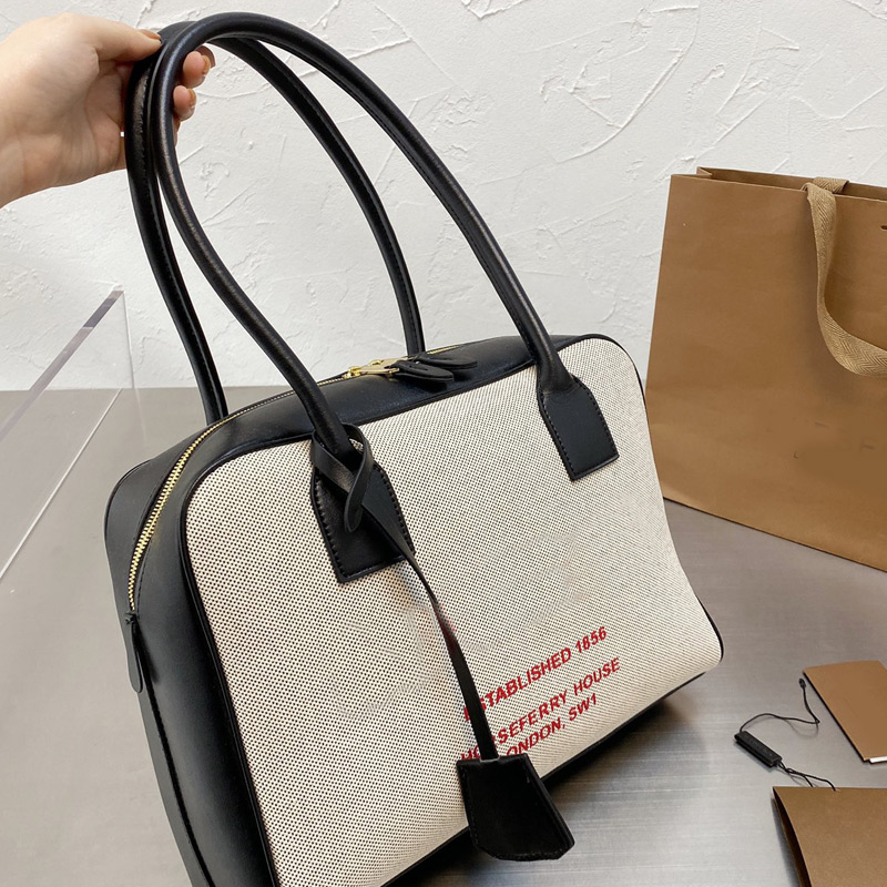 Canvas Handbag Women Bag Tote Bags Stitching Retro Brown Leather Zipper High Quality Cross Body Purse Plain Black Letter, Grey
Canvas Handbag Women Bag Tote Bags Stitching Retro Brown Leather Zipper High Quality Cross Body Purse Plain Black Letter, Grey