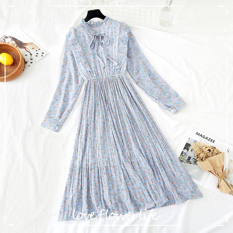Autumn Floral Print Pleated Chiffon Dress Women Casual Long Sleeve Elastic Waist Elegant Dress Female Mid-calf Vestidos 210521, Sky blue
Autumn Floral Print Pleated Chiffon Dress Women Casual Long Sleeve Elastic Waist Elegant Dress Female Mid-calf Vestidos 210521, Sky blue