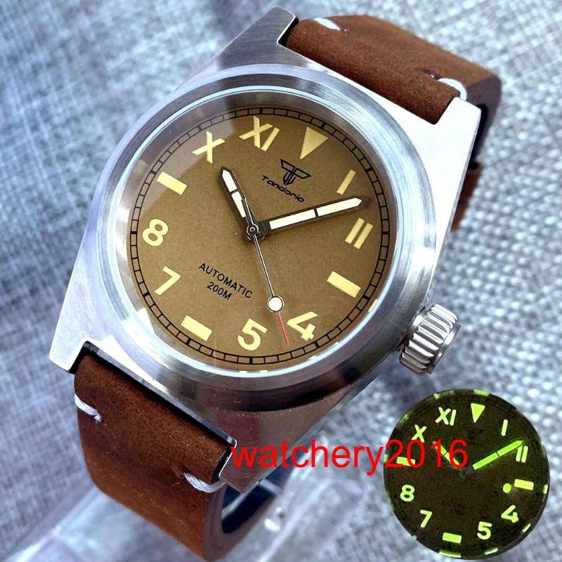 Wristwatches 38mm Tandorio Sapphire Glass NH35 PT5000 Coffee California Dial 20ATM Waterproof Luminous Automatic Mens Watch Waffle Strap, No.2 sterile
Wristwatches 38mm Tandorio Sapphire Glass NH35 PT5000 Coffee California Dial 20ATM Waterproof Luminous Automatic Mens Watch Waffle Strap, No.2 sterile
