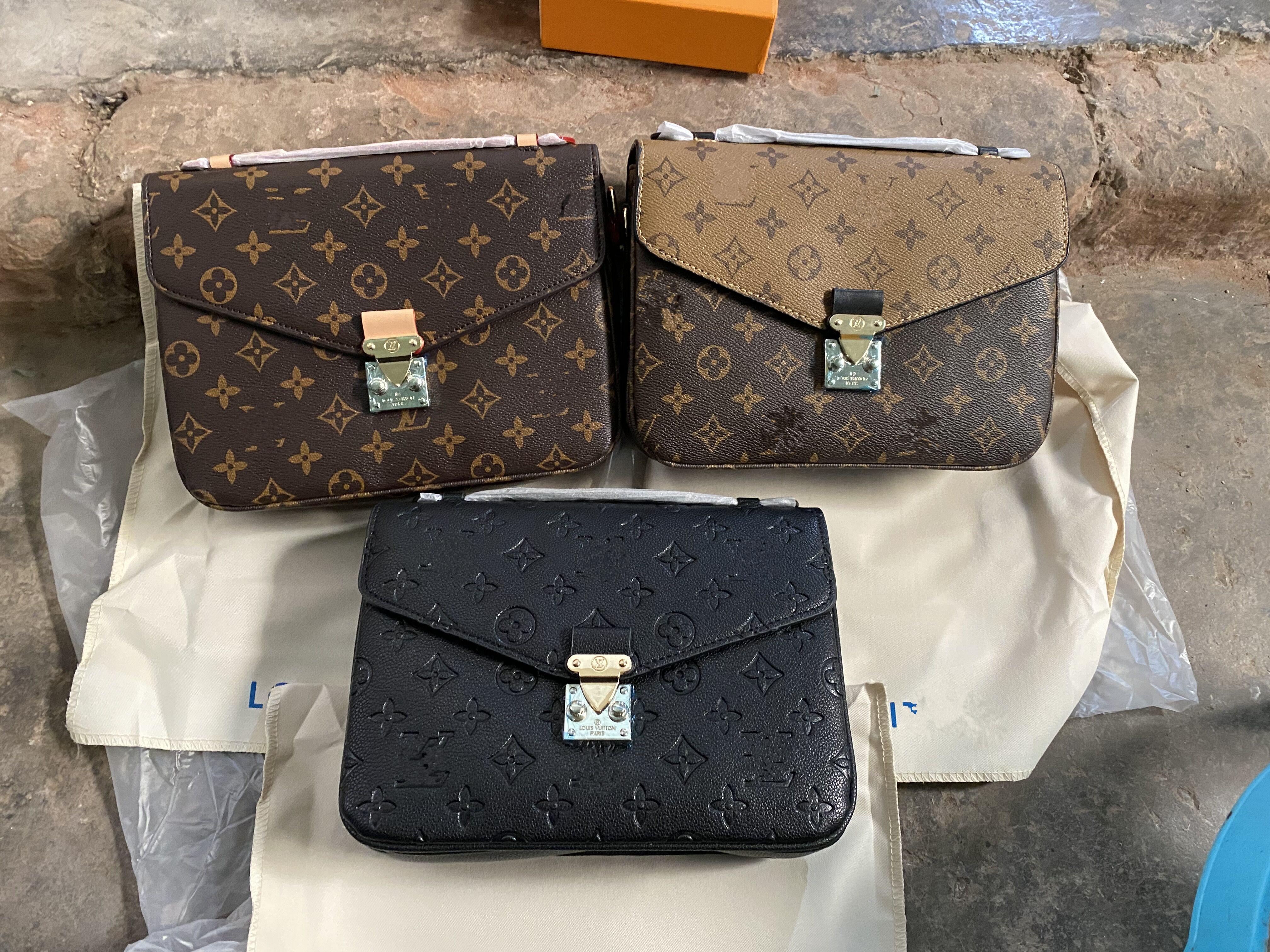 LVLouisBagVitton luxurys designers bags women handbag messenger bag oxidizing leather POCHETTE metis elegant shoulder bags
LVLouisBagVitton luxurys designers bags women handbag messenger bag oxidizing leather POCHETTE metis elegant shoulder bags