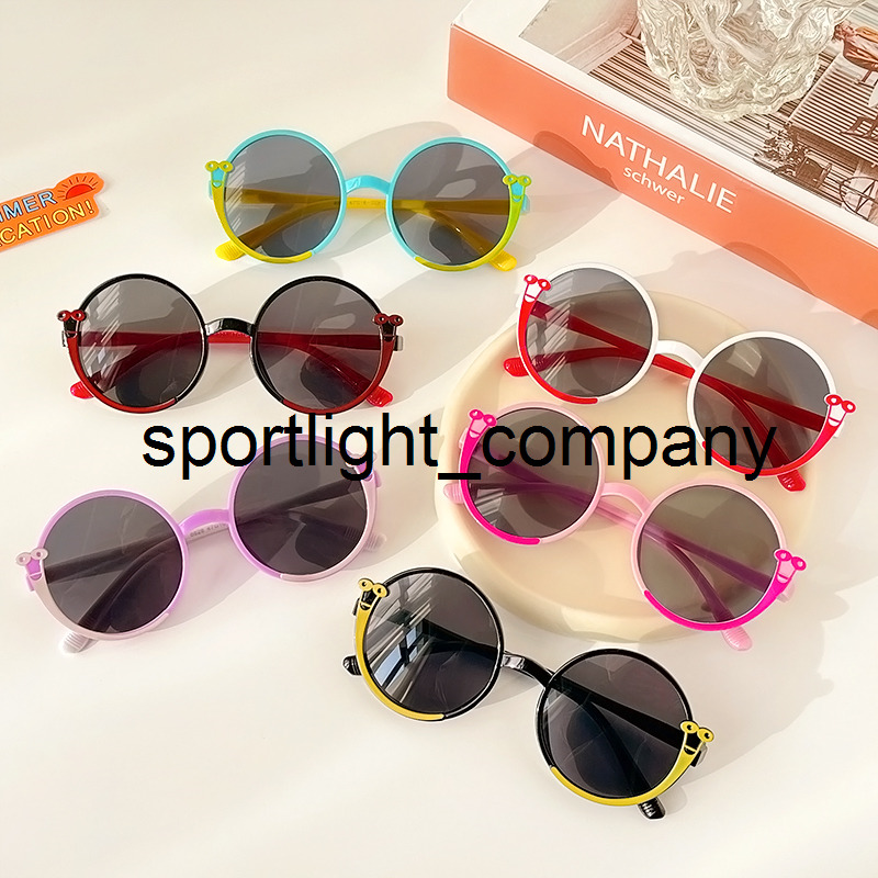 2022 Girls Boys Double Color Round Polarized Sunglasses Children Colors Cobra Shading UV400 Sunglasses Kids Protect Eyes
2022 Girls Boys Double Color Round Polarized Sunglasses Children Colors Cobra Shading UV400 Sunglasses Kids Protect Eyes