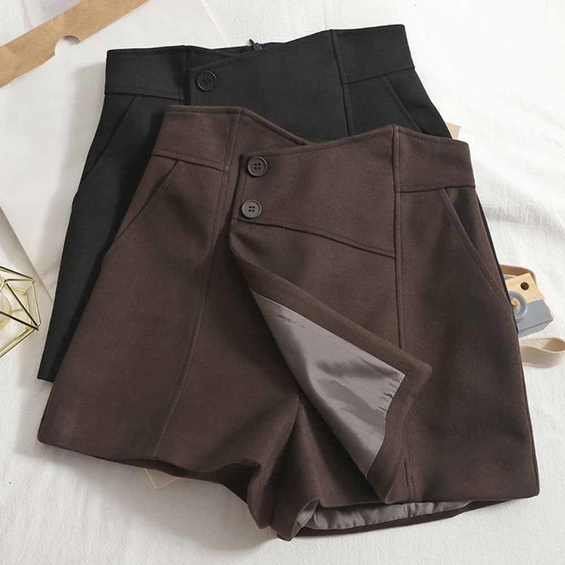 Women' Shorts Irregular Button High Waist Woolen Warm All-match Casual Fashion Ladies Wide Leg, Black
Women' Shorts Irregular Button High Waist Woolen Warm All-match Casual Fashion Ladies Wide Leg, Black