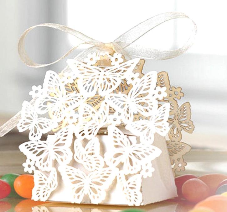 2021 Wholesale Butterfly Hollow Laser Cut Wedding Candy Favor Boxes Personality Hollow Wedding Butterfly Candy Chocolates Box Favor Holders