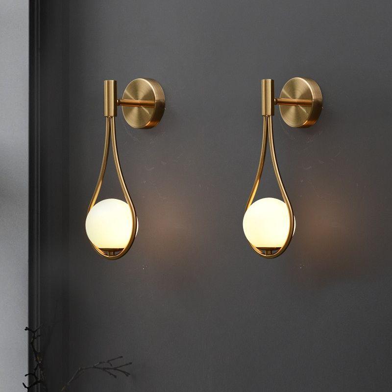 Wall Lamp Nordic Personality Creative Living Room Metal Fashion Modern Minimalist Model Bedside Glass Bedroom
Wall Lamp Nordic Personality Creative Living Room Metal Fashion Modern Minimalist Model Bedside Glass Bedroom