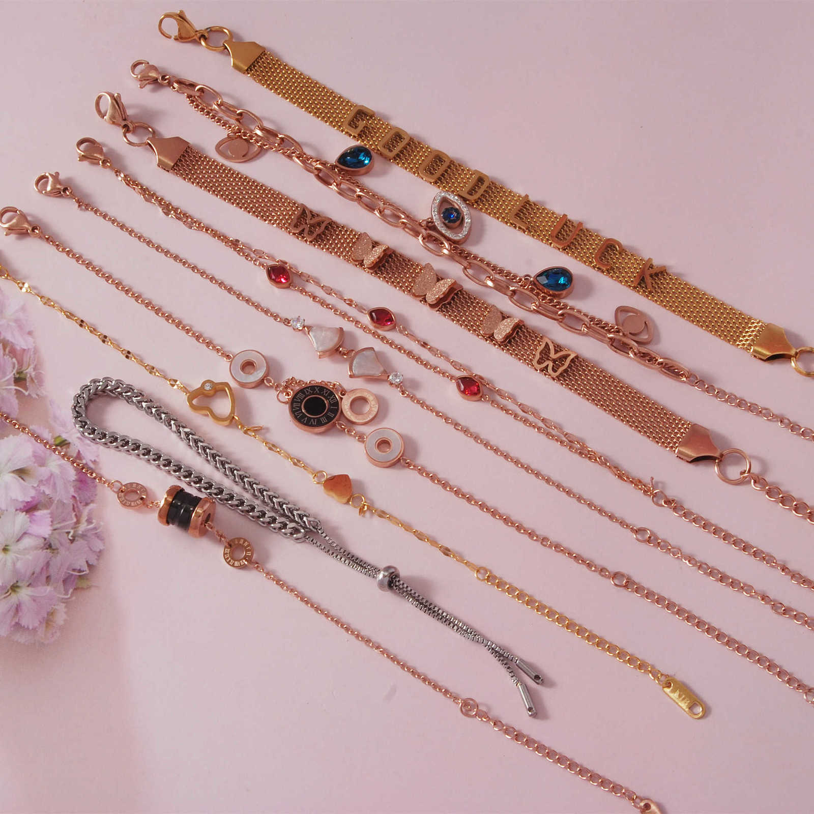 No Accsori Steel Small Waist No Fade Bracelet Female Student Net Red Live Broadcast Anklet, Golden;silver
No Accsori Steel Small Waist No Fade Bracelet Female Student Net Red Live Broadcast Anklet, Golden;silver